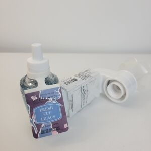Bath and body works wallflower with refill